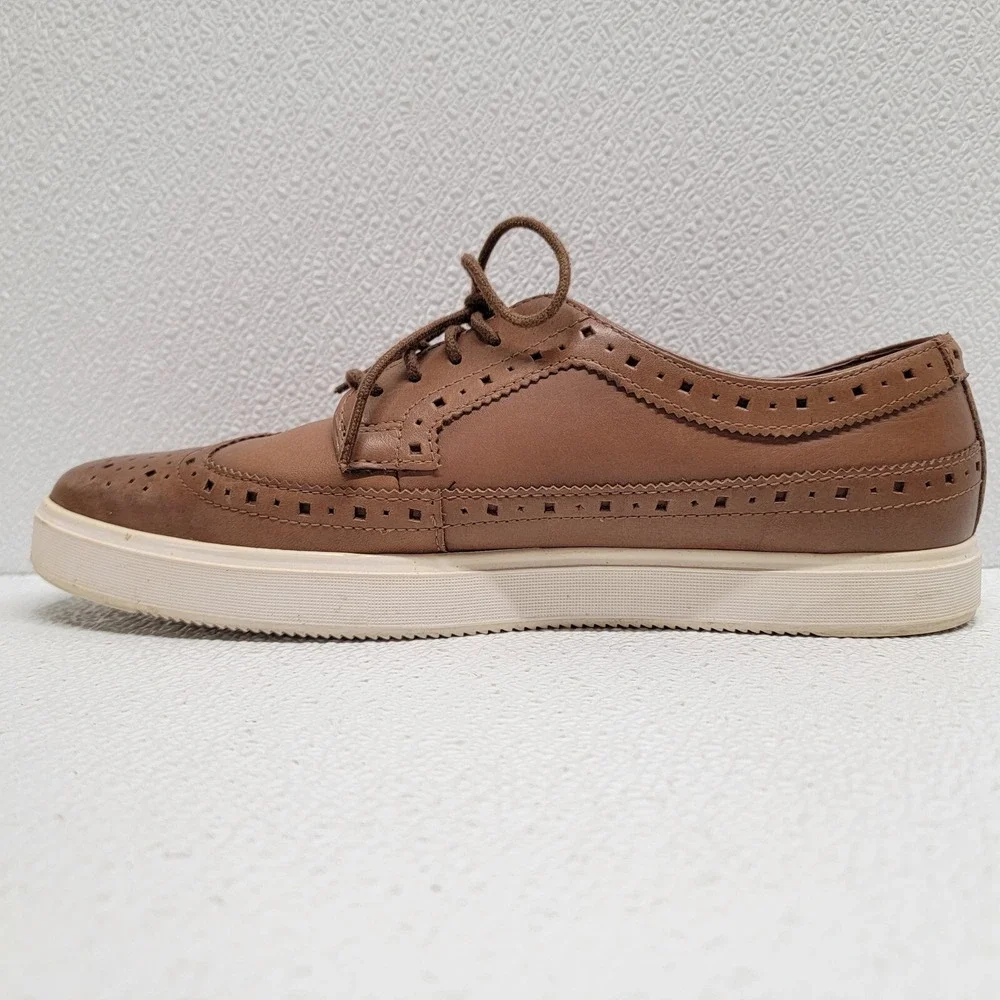 Clarks Mens Calderon Limit Sneaker Oxford Size 8.5 M Tan Leather Wingtip Shoe
